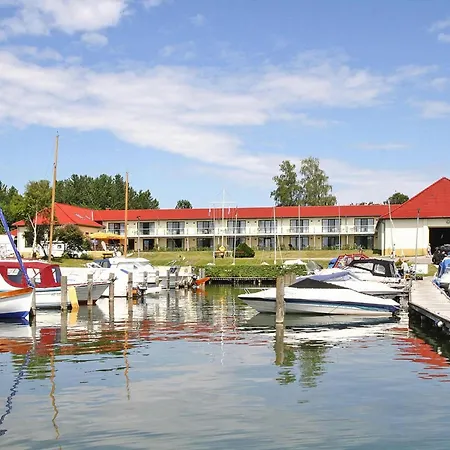 Apartment Am Heidensee In *